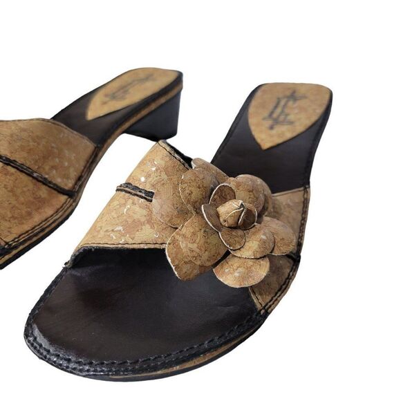 Soft Style by Hush Puppies Cork Sandals (Size 6M) - Picture 10 of 11